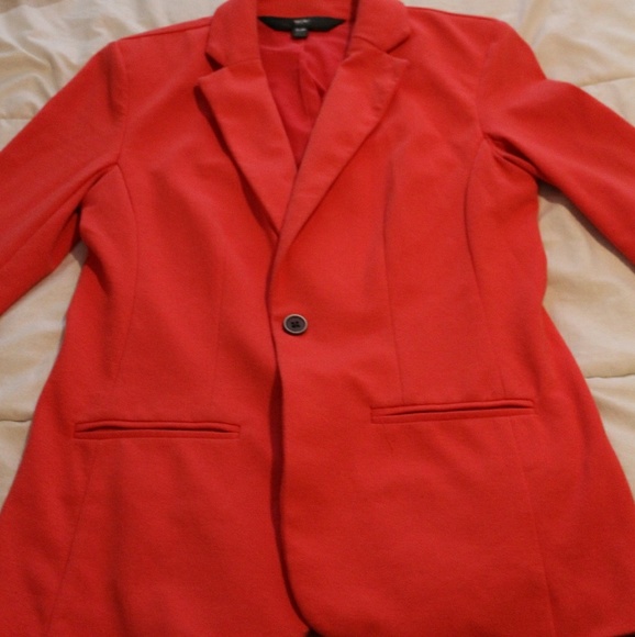 Salmon colored Women's Blazer size Small - Picture 2 of 3
